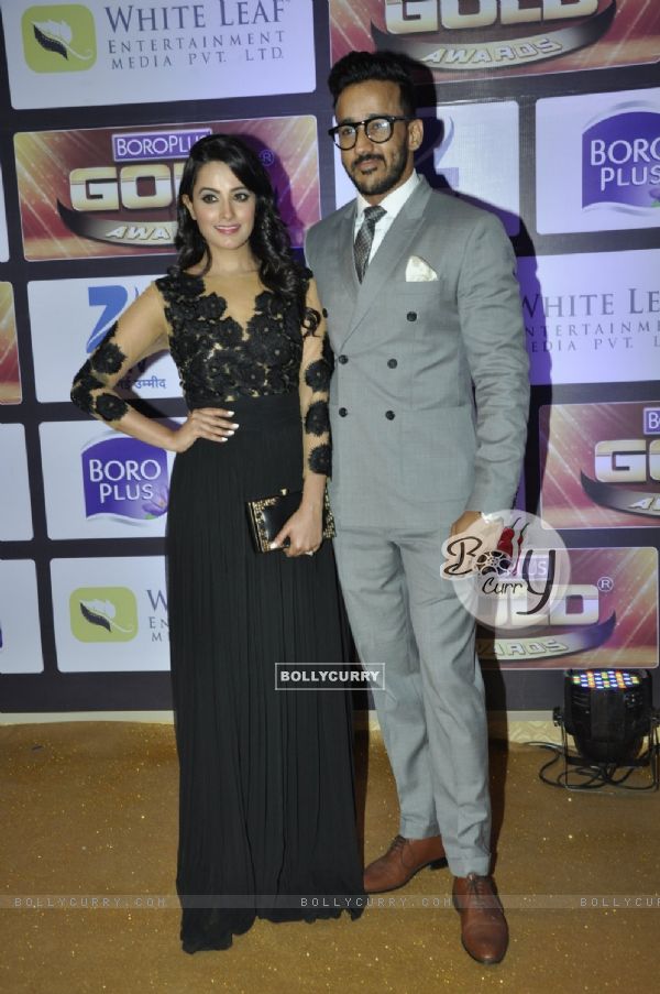 Anita Hassanandani and Rohit Reddy at Zee Gold Awards 2016