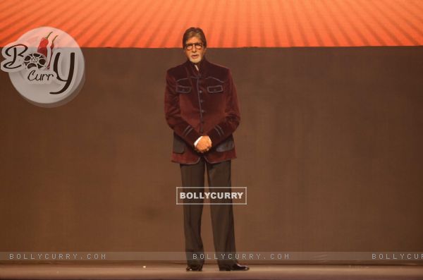 Amitabh Bachchan Launches new learnig tool 'Robomate+'