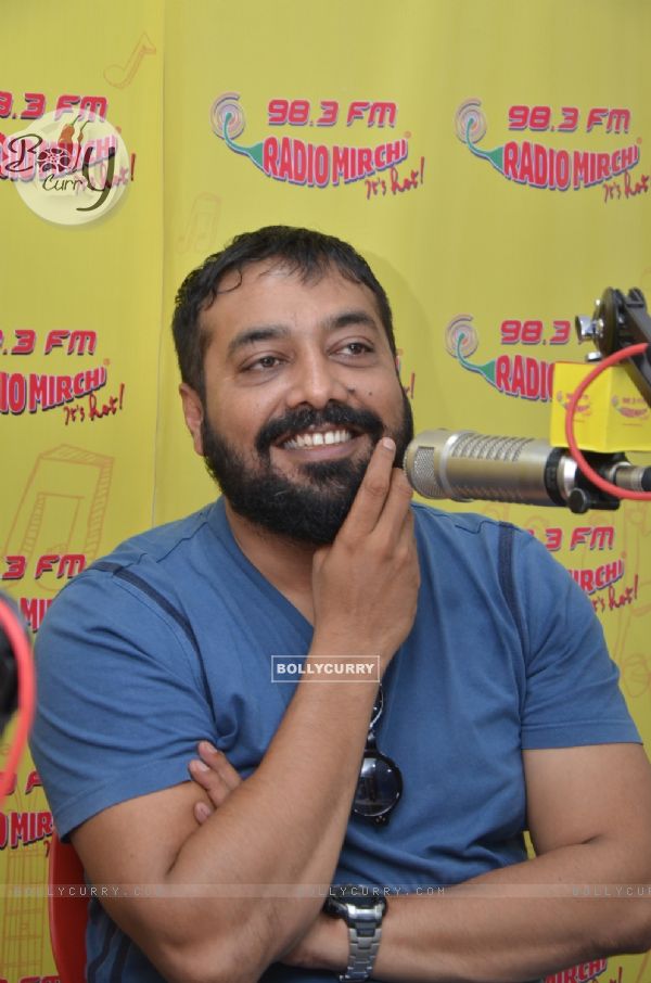 Anurag Kashyap at Promotions of 'Raman Raghav 2.0' on Radio Mirchi (408868)