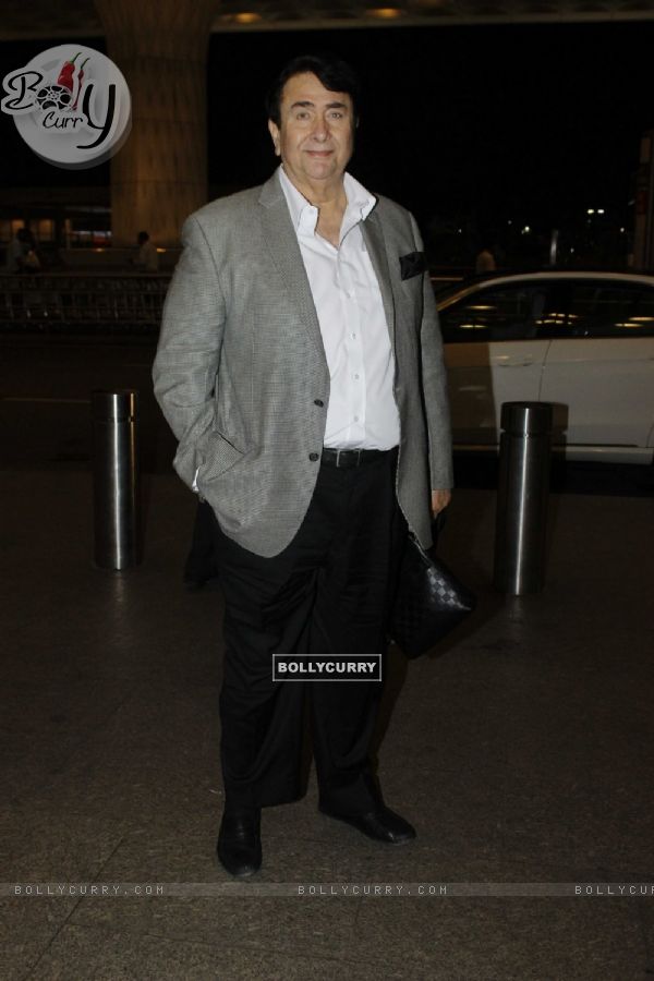 Randhir Kapoor Snapped at Airport