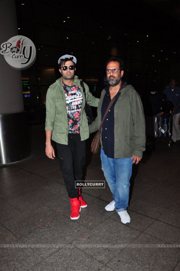 Manish Paul snapped at airport