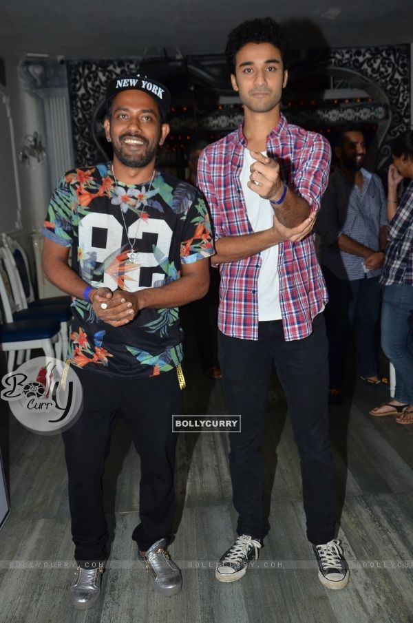 Dharmesh Yelande and Raghav Juyal at Birthday Bash of Director Saini Johray bday bash at 'Villa 69'