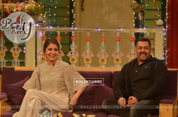 Anushka Sharma and Salman Khan Promotes 'SULTAN' on 'The Kapil Sharma Show'