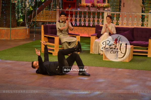 Salman Khan and Anushka Sharma Promotes 'SULTAN' with Kapil Sharma on 'The Kapil Sharma Show'