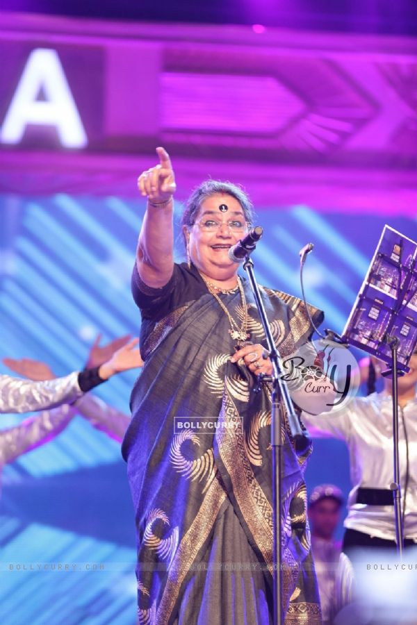 Usha Uthup at SIIMA Awards 2016