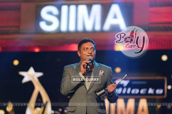 Prakash Raj at SIIMA Awards 2016