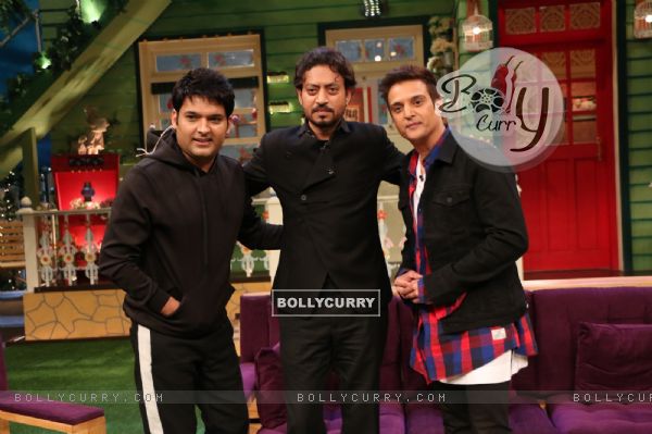 Irrfan Khan, Jimmy Shergill and Kapil Sharma Promotes 'Madaari' on 'The Kapil Sharma Show'