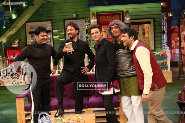 Irrfan Khan and Jimmy Shergill promotes 'Madaari' with Kapil and Team on 'The Kapil Sharma Show' (411142)