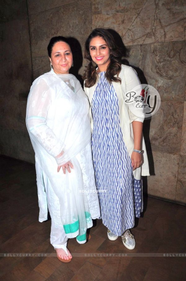 Huma Qureshi with her mother at Special Screening of 'SULTAN'