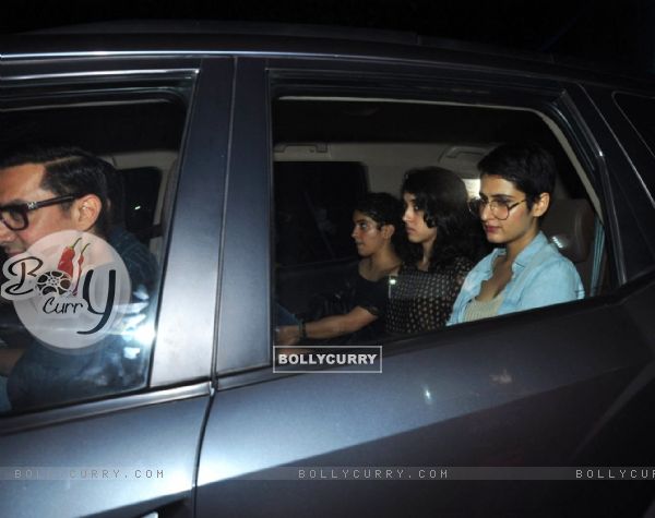 Aamir khan with his "Dangal Daughters' attend Special Screening of 'Sultan' (411366)