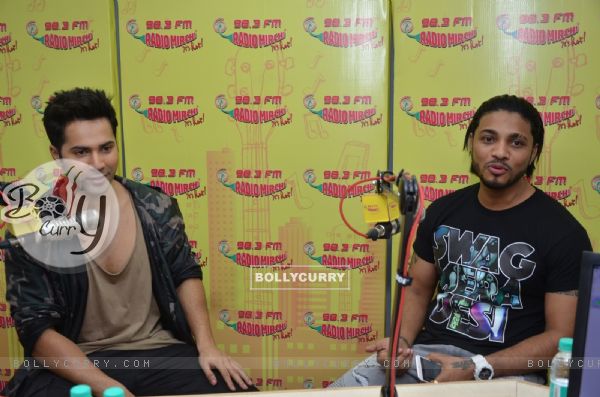 Varun Dhawan  live on Radio Mirchi for Promotions of 'Dishoom' (411536)