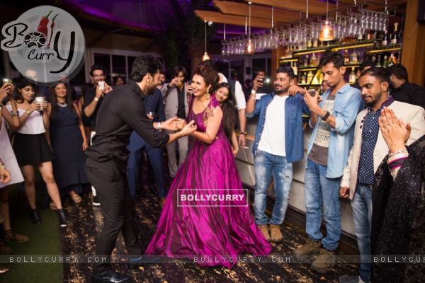 Divyanka and Vivek rocked the dance floor at their 'Happily Ever After' party