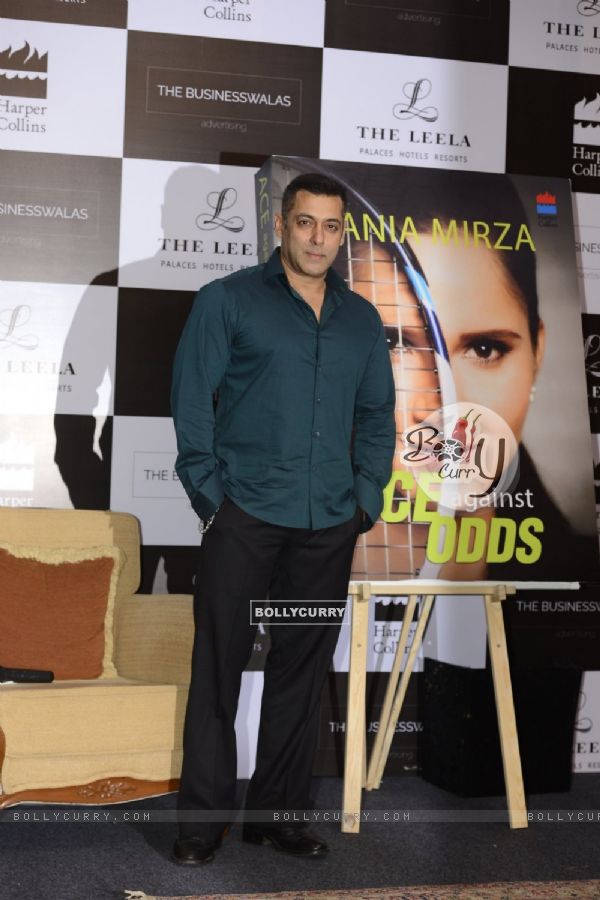 Salman Khan launches Sania Mirza's book 'Ace against Odds'