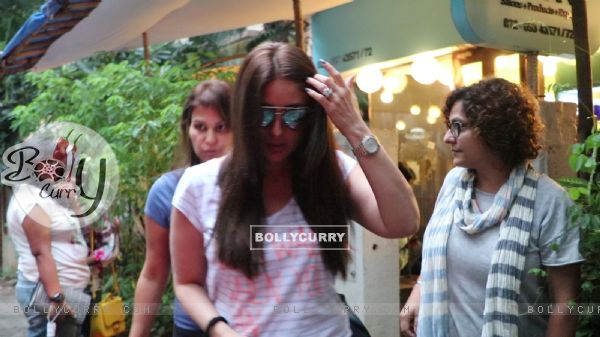 Kareena snapped leaving salon