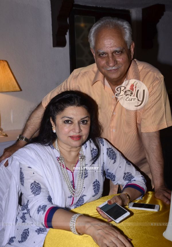 Ramesh Sippy and Kiran Juneja at Akbar Khan's Get together party!