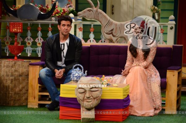 Hrithik Roshan and Pooja Hegde Promotes 'Mohenjo Daro' on sets of The Kapil Sharma Show (414649)