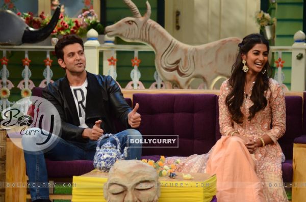 Hrithik Roshan and Pooja Hegde Promotes 'Mohenjo Daro' on sets of The Kapil Sharma Show (414650)