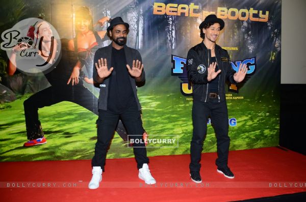 Tiger Shroff and Remo Dsouza performing at Song launch of 'A Flying Jatt' (414856)