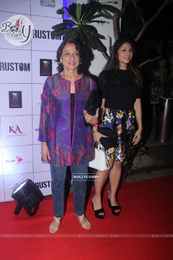 Tanishaa Mukerji and Tanuja Samarth at Special Screening of 'Rustom' at Yashraj Studios (415932)
