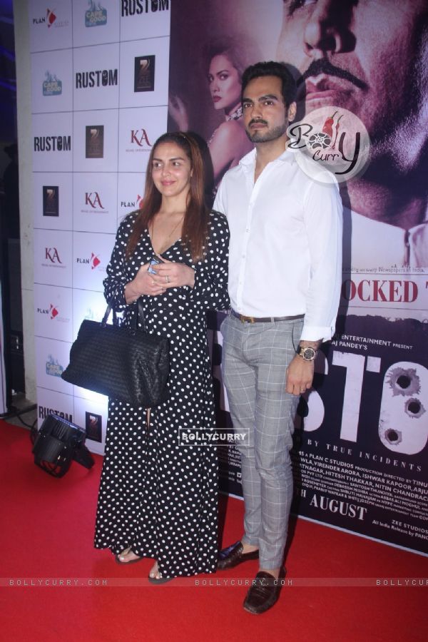 Esha Deol along with her husband Bharat Takhtani at Special Screening of 'Rustom' at Yashraj Studios (415959)