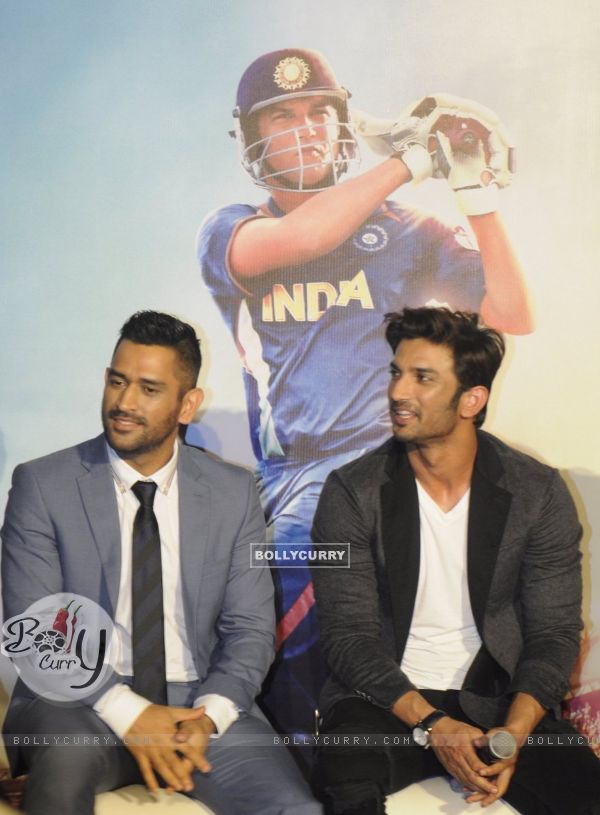 Sushant Singh Rajput and Mahendra Singh Dhoni Promotes 'MS Dhoni: The Untold Story' at PVR Juhu (415984)