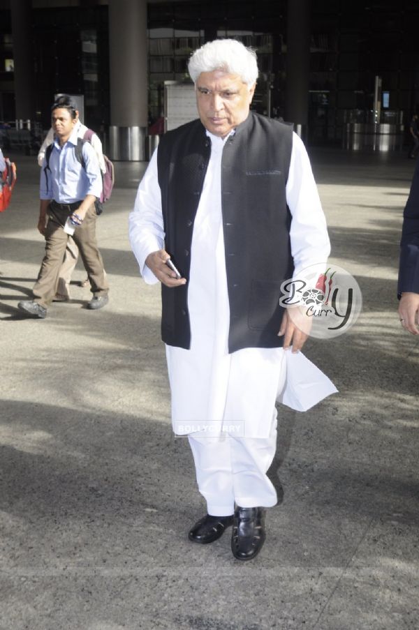 Javed Akhtar Snapped at Airport