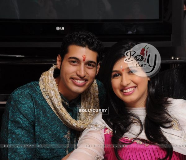 Vahbbiz Dorabajee-with brother Daniel Celebrate Rakshabandhan!