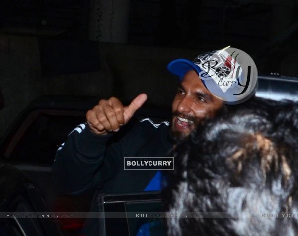 Ranveer Singh Snapped outside Sanjay Leela Bhansali's house!