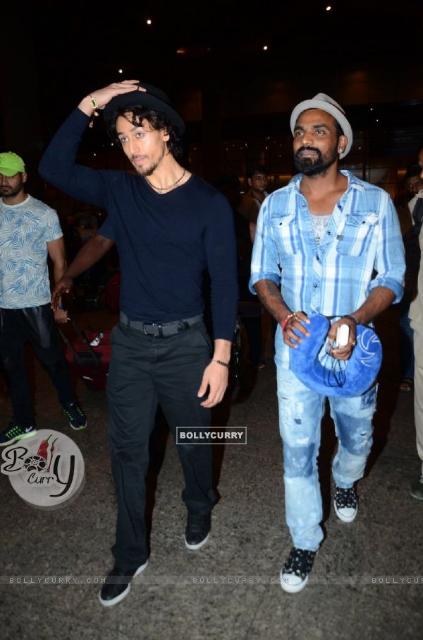 Tiger Shroff and Remo Dsouza Snapped at Airport