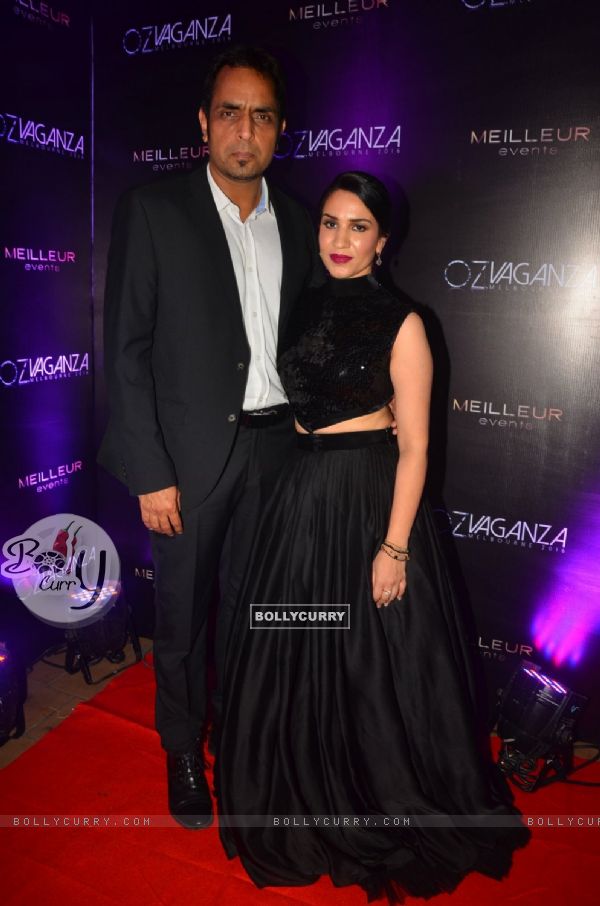 Vishwajeet Pradhan with his wife at Oz Fashion Event 2016