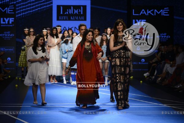 Day 4 - Kriti Sanon walks for Ritu Kumar at Lakme Fashion Show 2016