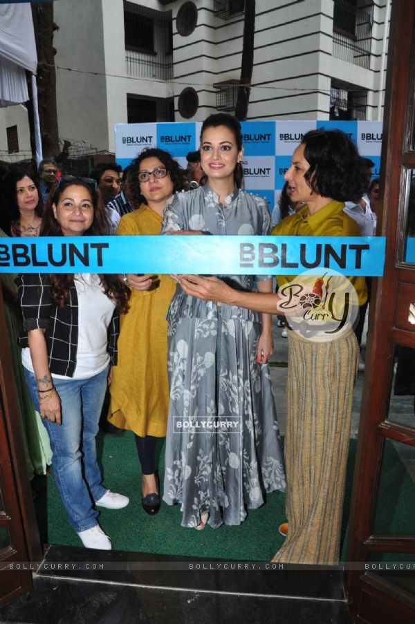 Dia Mirza at the Launch of Adhuna Bhabani's BBlunt in Malad