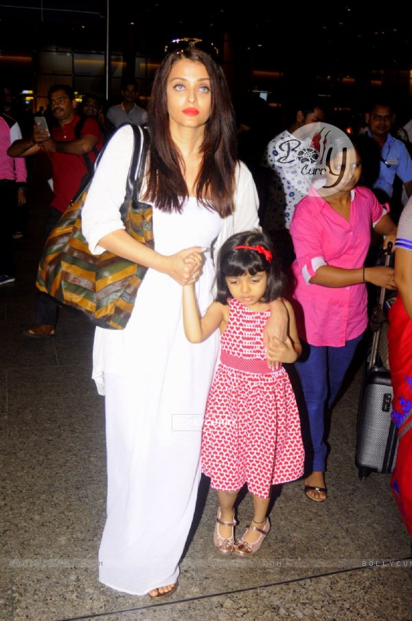 Airport Stories: Aishwarya Rai Bachchan!
