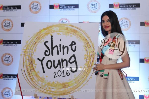 Divya Khosla at Launch of Shine Young 2016
