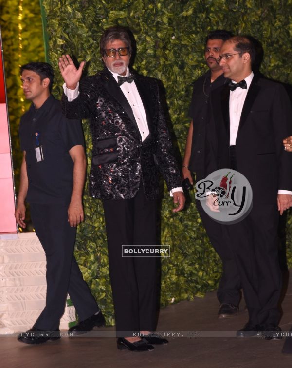 Mukesh Ambani hosts Isheta Salgaocar's pre-wedding bash!