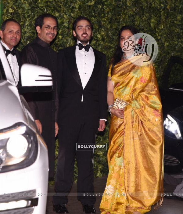 Mukesh Ambani hosts Isheta Salgaocar's pre-wedding bash!