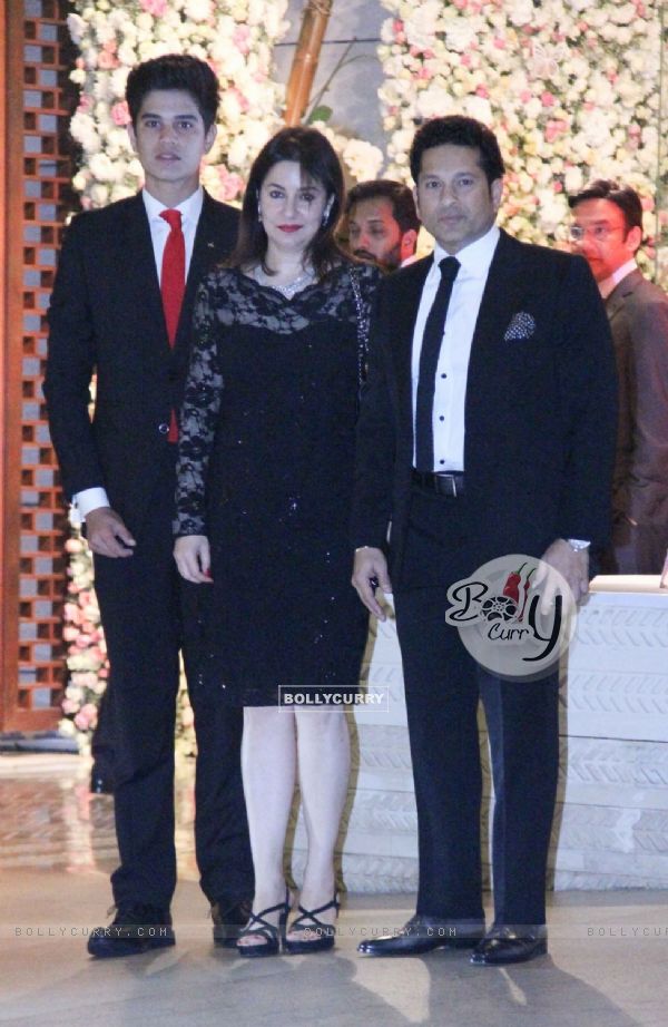 Mukesh Ambani hosts Isheta Salgaocar's pre-wedding bash!