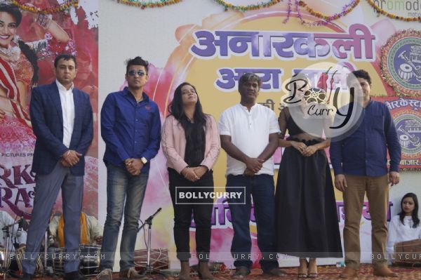 Swara Bhaskar Performs at Music Launch of 'Anarkali of Aarah'