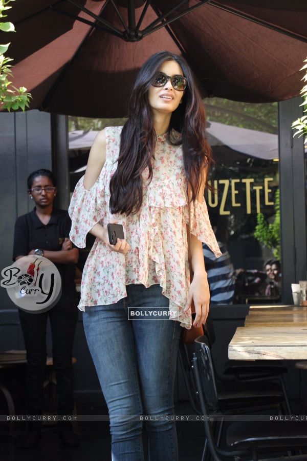 Diana Penty Snapped at Suzzette