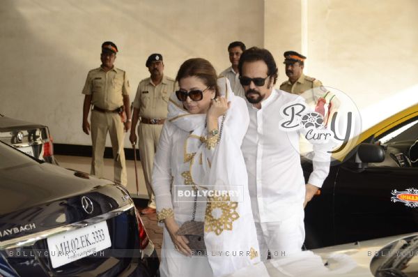 Celebs attend Prayer Meet of Vinod Khanna