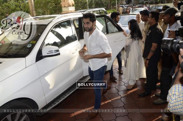 Celebs attend Prayer Meet of Vinod Khanna