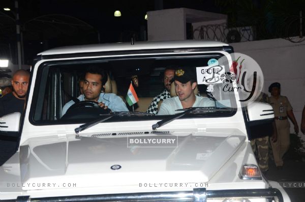 Justin Bieber Arrives in Mumbai for his Purpose Tour