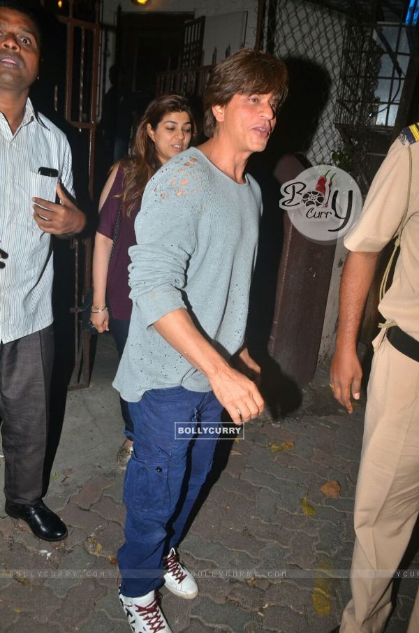Shah Rukh Khan snapped at a Studio
