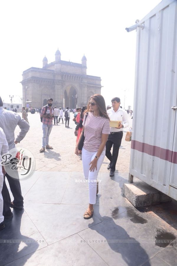 Shweta Bachchan spotted at Gateway of India