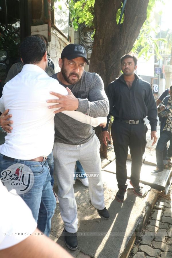 Salman Khan clicked in the city