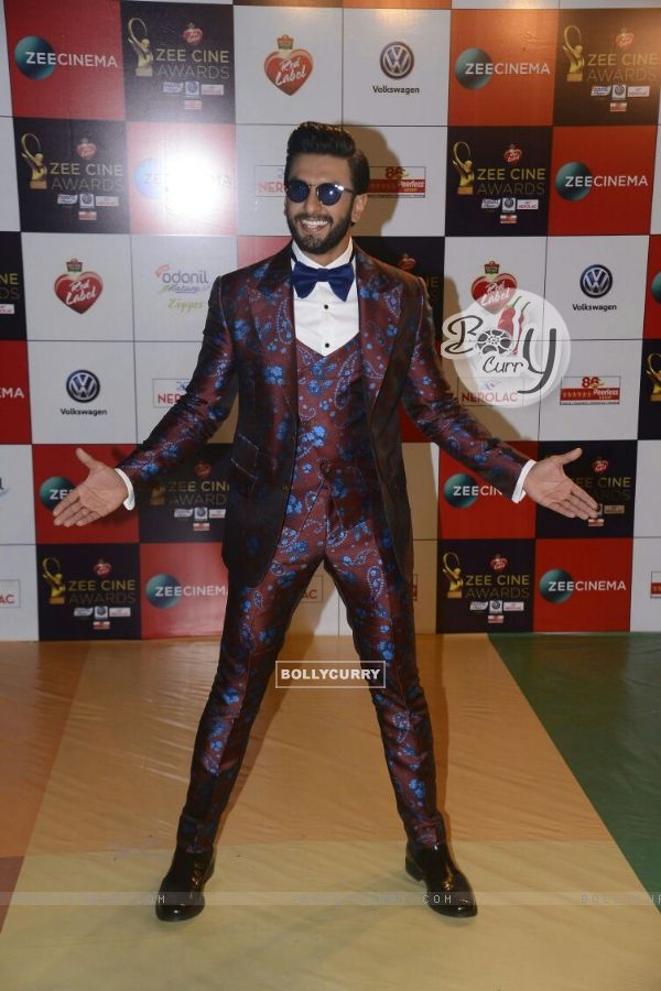 Ranveer Singh slaying at Zee Cine Awards