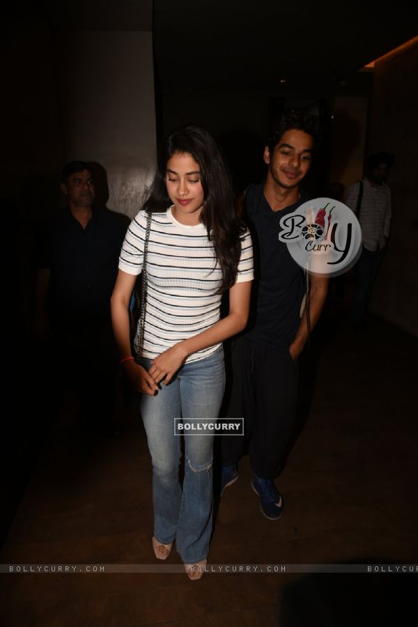 Jahnavi with Ishaan's family at the screening of Beyond the Clouds