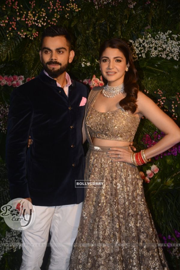 Newlyweds Anushka - Virat's Mumbai Reception