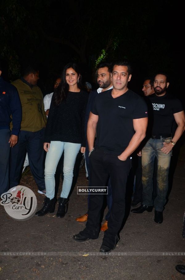 Katrina, Sunil Shetty at Salman Khan's Birthday