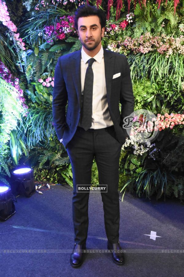 SRK, Priyanka, Ranbir, Katrina, Varun, Kriti and others at the Reception